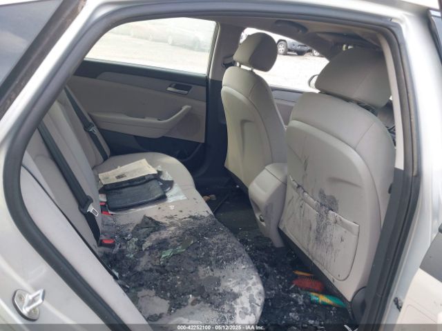 5NPE24AF2JH679445 Hyundai SONATA SE