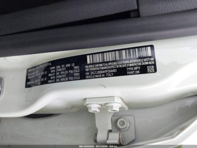 ZACCJBBB4HPG04483 Jeep Renegade Latitude 4x4