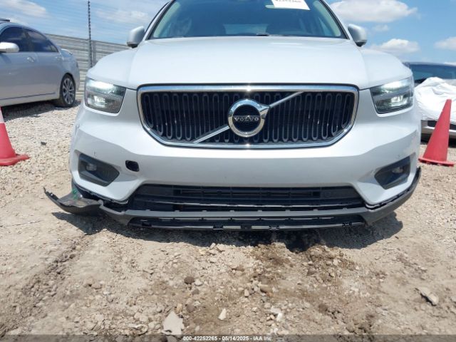 YV4AC2HK4M2486512 Volvo Xc40 T4 Momentum