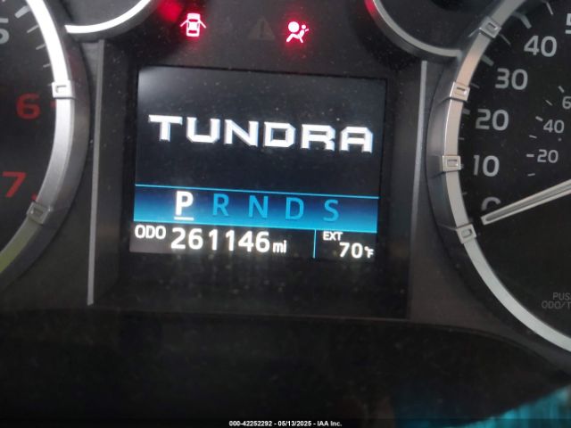 5TFUY5F11FX457293 Toyota Tundra Sr5 5.7l V8
