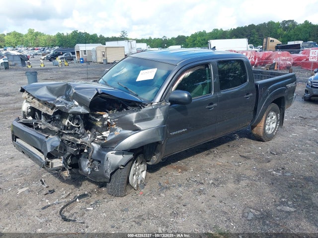 Toyota Tacoma Base V6 2015 5TFLU4EN9FX148029 Image 2