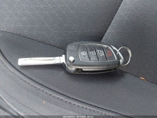 KM8J3CA29HU399830 Hyundai Tucson Eco
