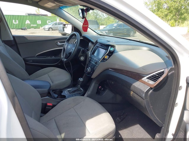 5XYZUDLBXHG410049 Hyundai Santa Fe Sport 2.4l