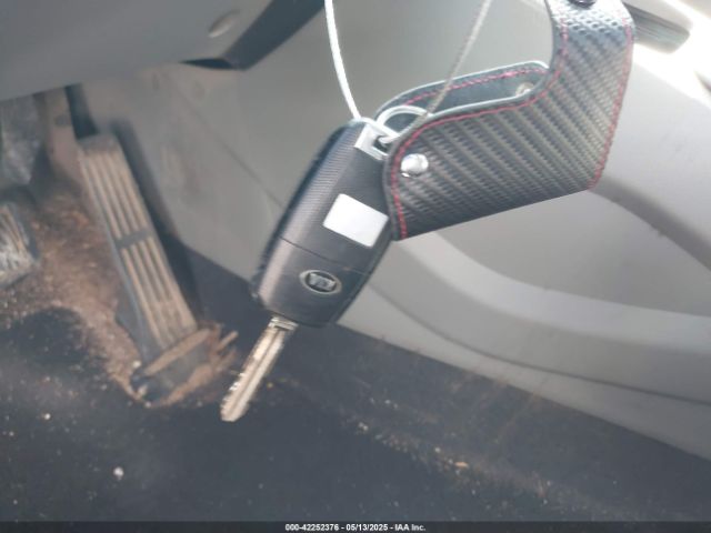 KNAFK4A60G5485507 KIA FORTE LX