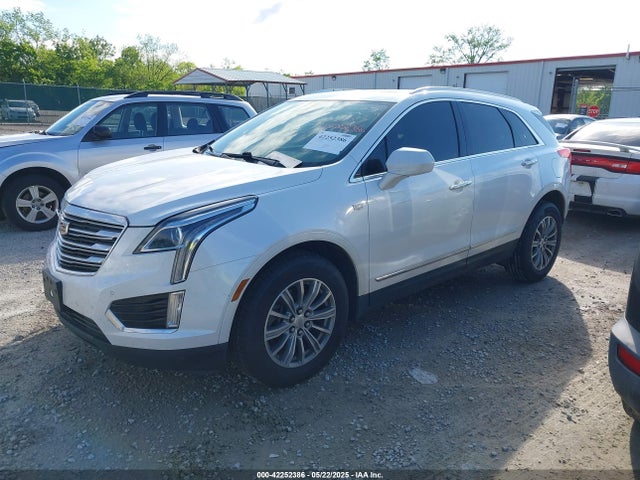 2017 CADILLAC XT5 1GYKNBRS7HZ115156 Photo 1
