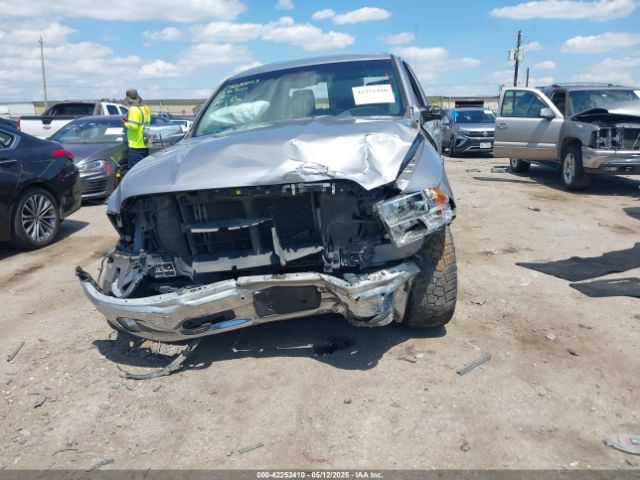 2019 RAM 1500 CLASSIC 1C6RR6LT4KS604798 Photo 5