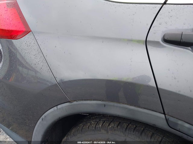 2HKRM3H30GH555295 Honda CR-V LX