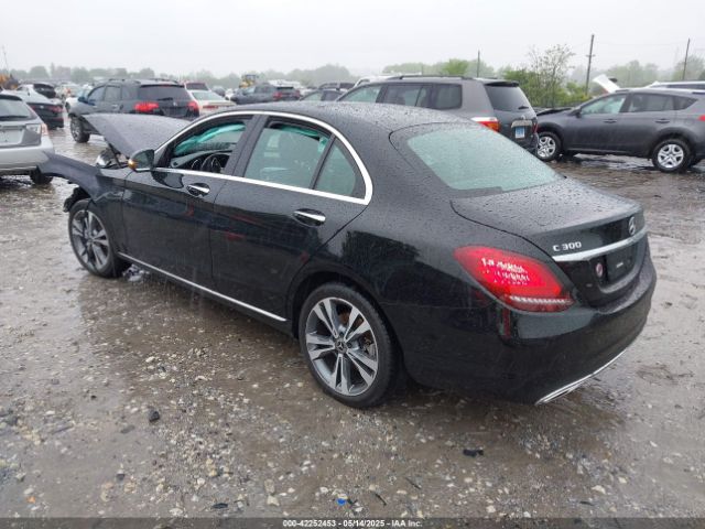 2021 MERCEDES-BENZ C 300 W1KWF8EB7MR643325 Photo 2