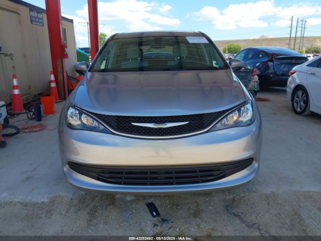 2C4RC1DGXHR516329 Chrysler Pacifica Touring