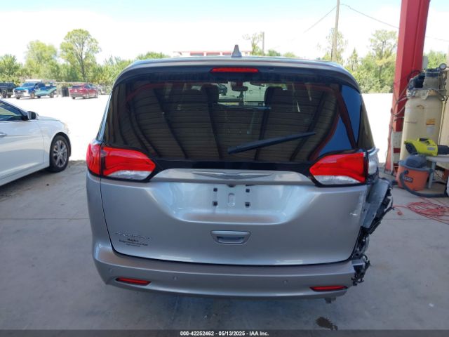 2C4RC1DGXHR516329 Chrysler Pacifica Touring