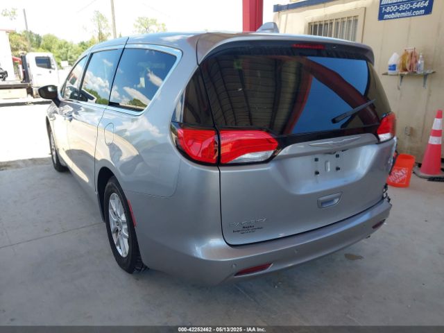 2C4RC1DGXHR516329 Chrysler Pacifica Touring