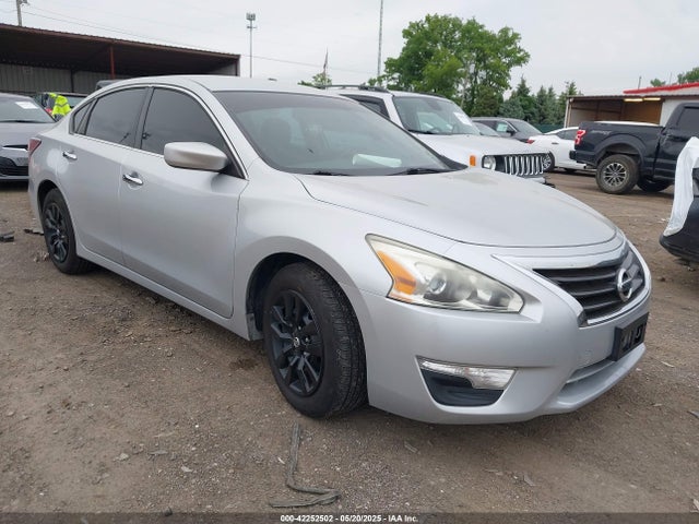 Nissan Altima 2.5 S 2014 1N4AL3AP8EC141189 Image 1