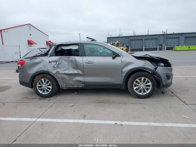 5XYPGDA53JG370995 KIA Sorento 3.3l Lx
