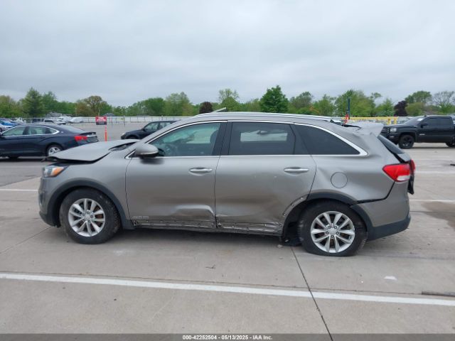 5XYPGDA53JG370995 KIA Sorento 3.3l Lx