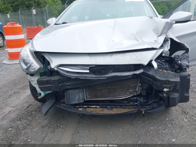 KMHCT4AE0GU035660 Hyundai ACCENT SE