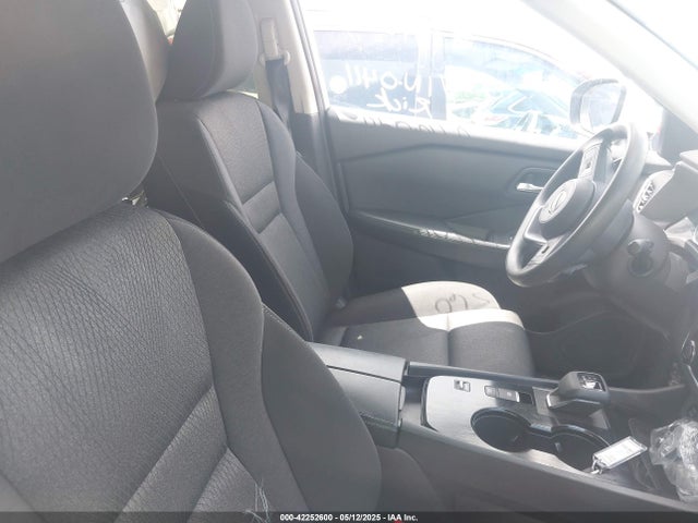 JN8BT3BA7RW350411 Nissan Rogue Sv Fwd