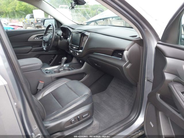 1GNEVHKW1JJ247862 Chevrolet Traverse 3lt
