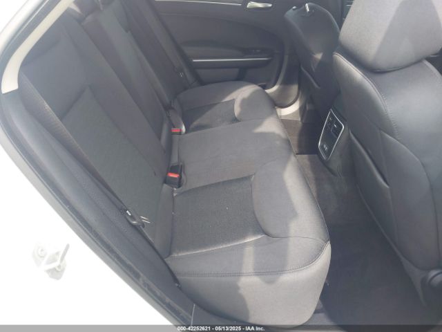 2022 CHRYSLER 300 2C3CCAAG3NH268389 Photo 7