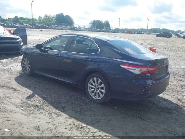 2018 TOYOTA CAMRY 4T1B11HK7JU525645 Photo 2