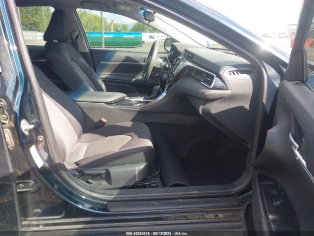 2018 TOYOTA CAMRY 4T1B11HK7JU525645 Photo 4