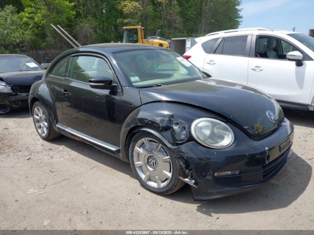 2013 VOLKSWAGEN BEETLE 3VWJP7AT4DM601882