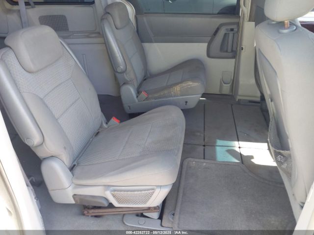 2010 CHRYSLER TOWN & COUNTRY 2A4RR5D1XAR252840 Photo 7