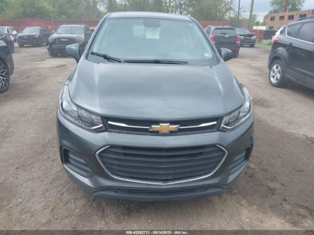3GNCJKSBXLL128281 Chevrolet Trax Fwd Ls