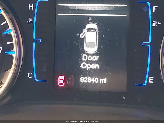1C3CCCABXFN533012 Chrysler 2015