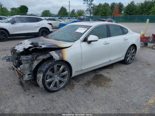 2017 VOLVO S90 YV1A22MLXH1008010 Photo 1