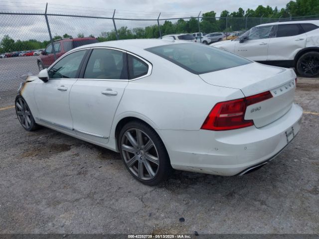 2017 VOLVO S90 YV1A22MLXH1008010 Photo 2