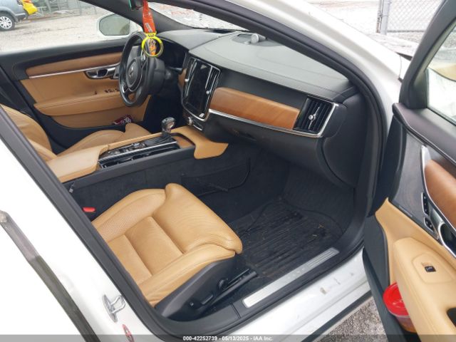 2017 VOLVO S90 YV1A22MLXH1008010 Photo 4