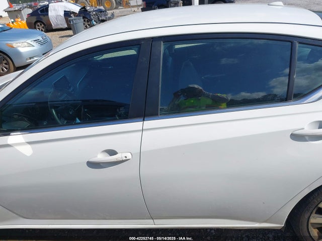 Nissan 2019 2019 1N4BL4CV6KC109181 Image 14