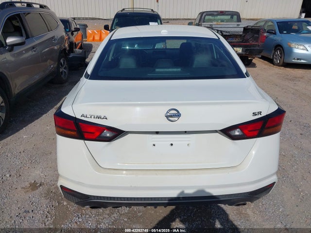 Nissan 2019 2019 1N4BL4CV6KC109181 Image 16