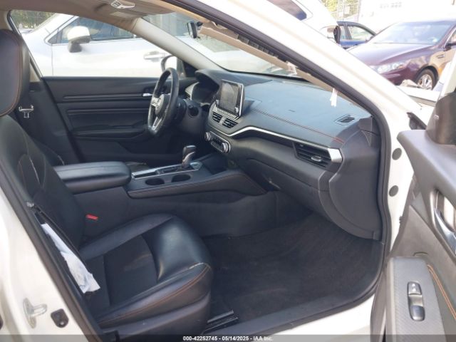 2019 NISSAN ALTIMA 1N4BL4CV6KC109181 Photo 4