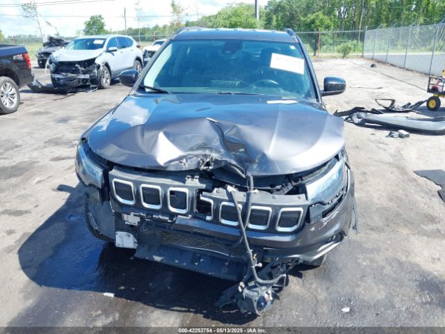 3C4NJDBB0NT126474 Jeep Compass Latitude 4x4