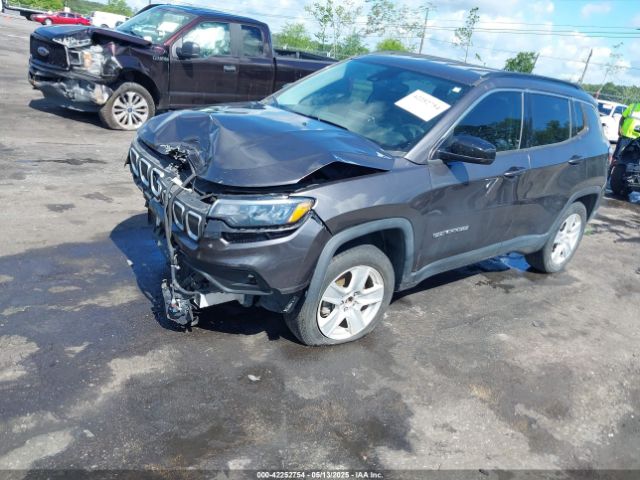 3C4NJDBB0NT126474 Jeep Compass Latitude 4x4