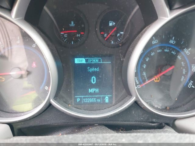1G1PA5SH3E7351133 Chevrolet Cruze Ls Auto