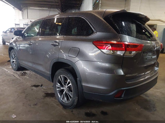5TDBZRFH7KS728639 Toyota Highlander Le