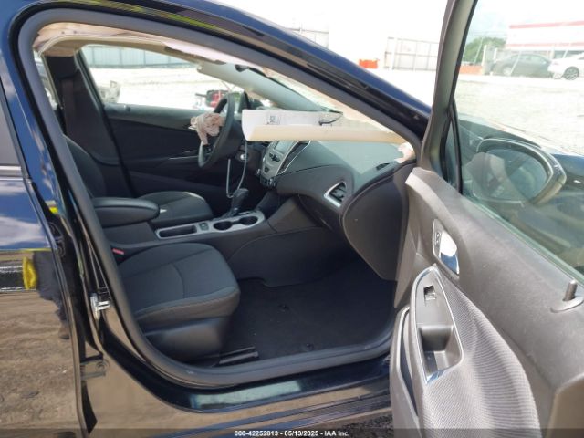 1G1BC5SM0H7114346 Chevrolet Cruze Ls Auto