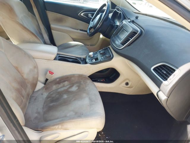 1C3CCCAB3FN560052 Chrysler 2015