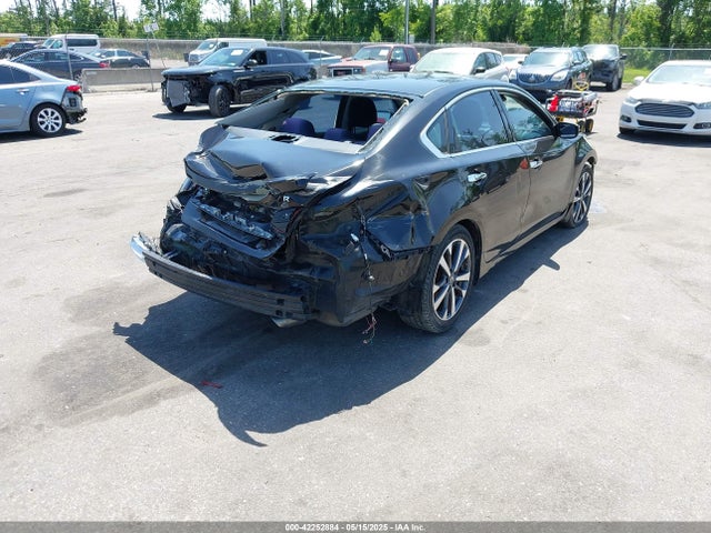 1N4AL3AP3HN346511 Nissan Altima 2.5 Sr
