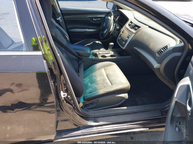 1N4AL3AP3HN346511 Nissan Altima 2.5 Sr
