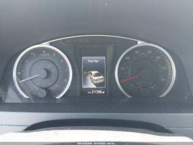 4T1BF1FK8FU965823 Toyota CAMRY SE