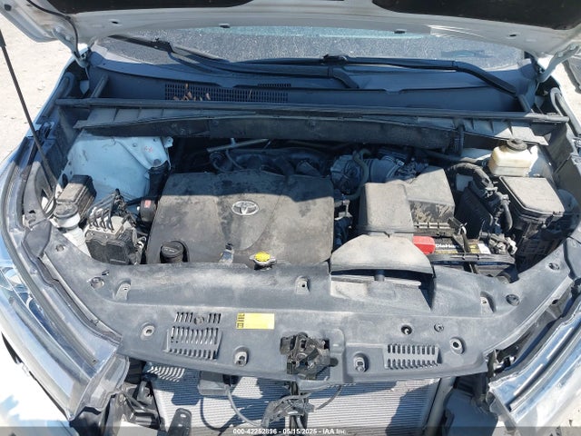 5TDJZRFH1HS515030 Toyota Highlander Se