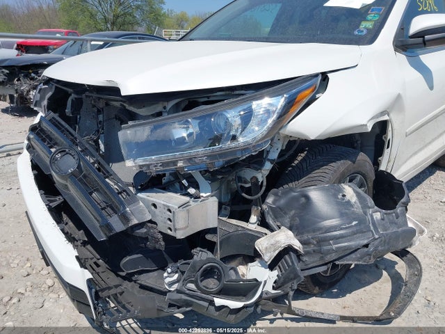 5TDJZRFH1HS515030 Toyota Highlander Se