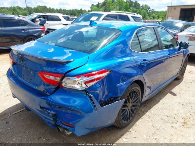 2020 TOYOTA CAMRY 4T1G11AKXLU394844 Photo 3