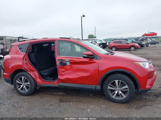 Toyota Rav4 Xle 2016 JTMRFREV6GJ064384 Image 6