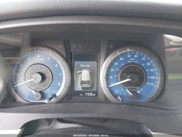 5TDYZ3DC4HS815406 Toyota Sienna Xle 8 Passenger