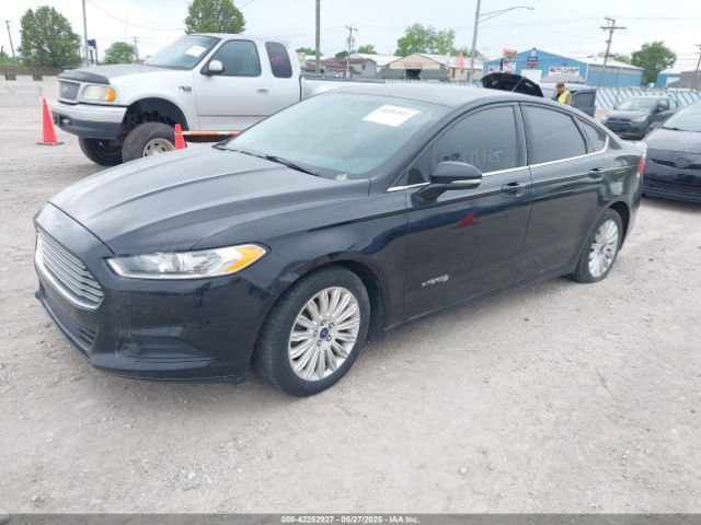 3FA6P0LU8GR155495 Ford Fusion Hybrid Se