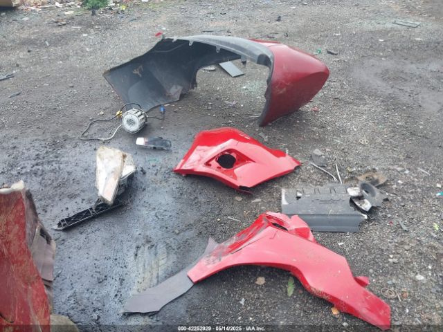 2T1BURHE0GC711103 Toyota COROLLA LE